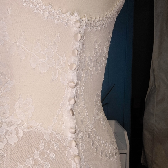 BHLDN Cascading Wedding Dress size 12 - Picture 9 of 14